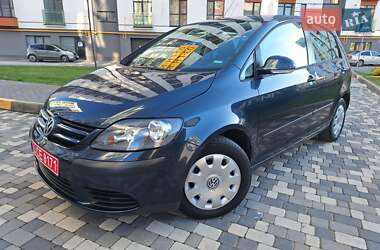 Хетчбек Volkswagen Golf Plus 2005 в 