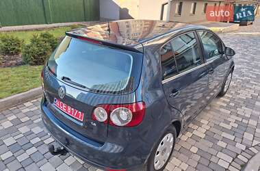 Хетчбек Volkswagen Golf Plus 2005 в 