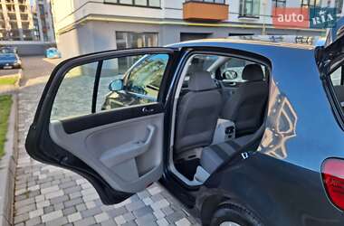 Хетчбек Volkswagen Golf Plus 2005 в 