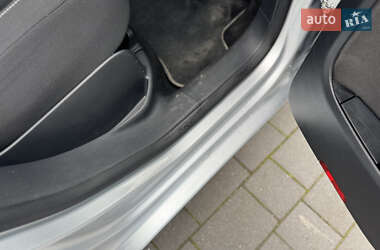 Хэтчбек Volkswagen Golf Plus 2012 в 
