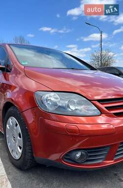 Хетчбек Volkswagen Golf Plus 2006 в 