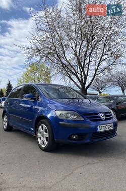 Хэтчбек Volkswagen Golf Plus 2005 в 