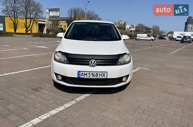 Хэтчбек Volkswagen Golf Plus 2010 в 