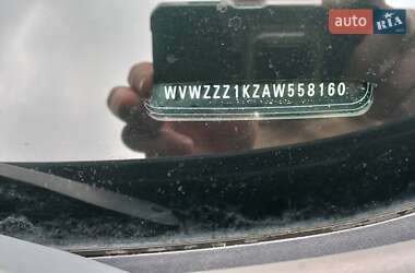 Хэтчбек Volkswagen Golf Plus 2009 в 