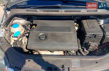 Хэтчбек Volkswagen Golf Plus 2005 в 