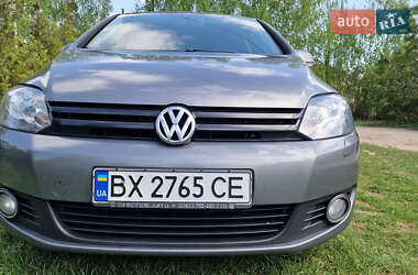 Хетчбек Volkswagen Golf Plus 2011 в 