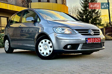 Хэтчбек Volkswagen Golf Plus 2008 в 