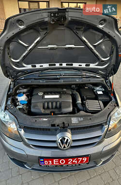 Хэтчбек Volkswagen Golf Plus 2008 в 