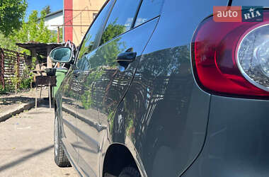 Хэтчбек Volkswagen Golf Plus 2005 в 
