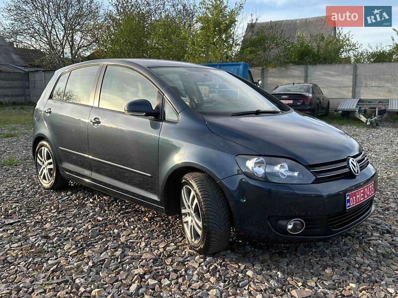 Хэтчбек Volkswagen Golf Plus 2009 в Днепре