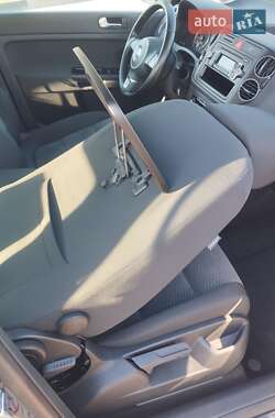 Хетчбек Volkswagen Golf Plus 2009 в 