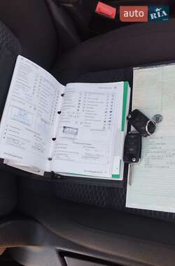 Хетчбек Volkswagen Golf Plus 2009 в 