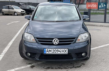 Хэтчбек Volkswagen Golf Plus 2006 в 