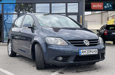 Хэтчбек Volkswagen Golf Plus 2006 в 