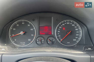 Хэтчбек Volkswagen Golf Plus 2006 в 