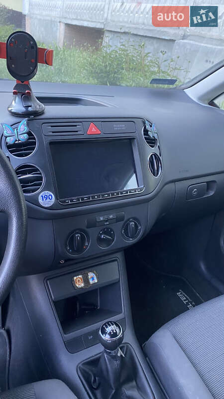 Хетчбек Volkswagen Golf Plus 2005 в Хмельницькому