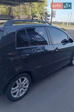 Хетчбек Volkswagen Golf Plus 2008 в 