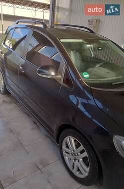 Хетчбек Volkswagen Golf Plus 2008 в 