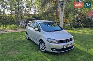 Хетчбек Volkswagen Golf Plus 2010 в Ужгороді