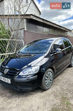 Хэтчбек Volkswagen Golf Plus 2005 в 