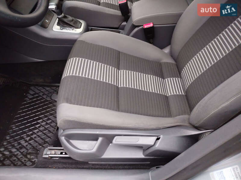 Хетчбек Volkswagen Golf Plus 2008 в Іршаві