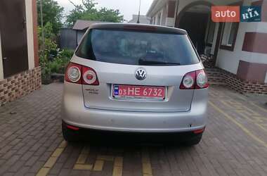 Хетчбек Volkswagen Golf Plus 2008 в 