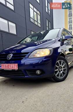 Хэтчбек Volkswagen Golf Plus 2008 в 