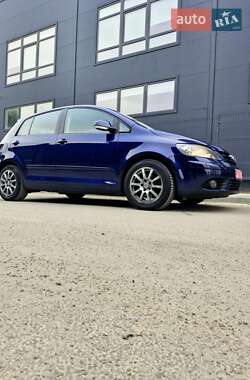 Хэтчбек Volkswagen Golf Plus 2008 в 