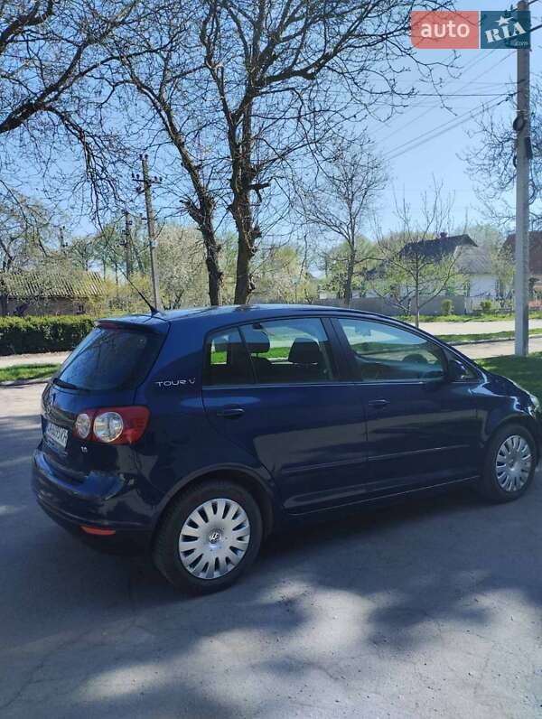 Хетчбек Volkswagen Golf Plus 2006 в Христинівці