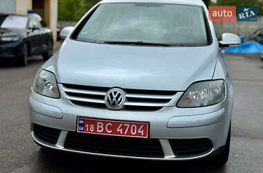 Хэтчбек Volkswagen Golf Plus 2006 в 