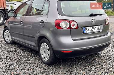Хетчбек Volkswagen Golf Plus 2005 в 