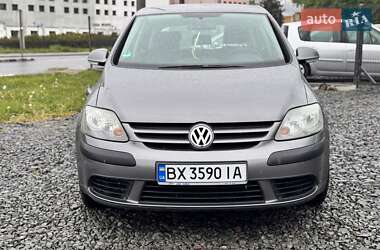 Хетчбек Volkswagen Golf Plus 2005 в 
