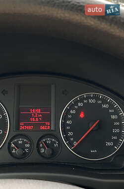 Хэтчбек Volkswagen Golf Plus 2005 в 