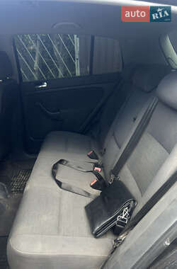 Хэтчбек Volkswagen Golf Plus 2005 в 