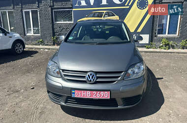 Хэтчбек Volkswagen Golf Plus 2005 в 