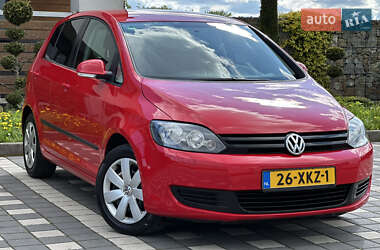 Хетчбек Volkswagen Golf Plus 2012 в 