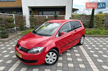 Хетчбек Volkswagen Golf Plus 2012 в 