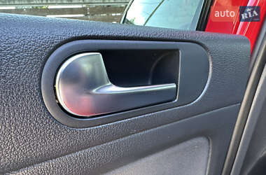 Хетчбек Volkswagen Golf Plus 2012 в 