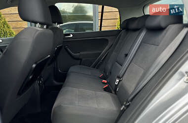 Хэтчбек Volkswagen Golf Plus 2013 в 