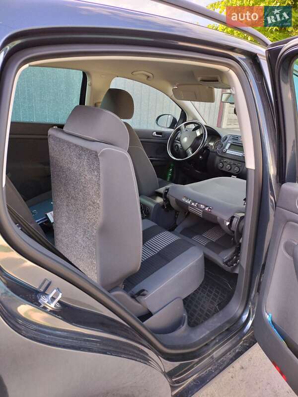 Хэтчбек Volkswagen Golf Plus 2008 в Фастове