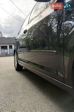 Хетчбек Volkswagen Golf Plus 2006 в 