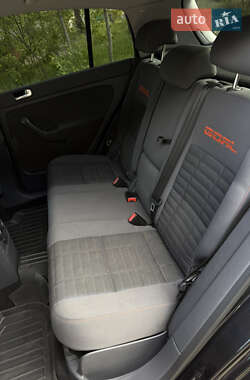 Хетчбек Volkswagen Golf Plus 2006 в 
