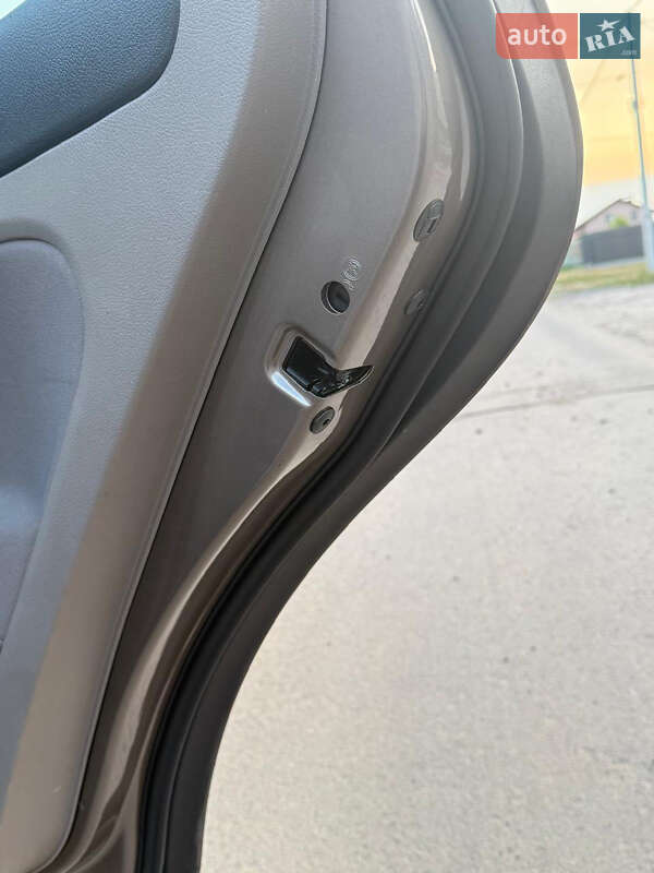 Хетчбек Volkswagen Golf Plus 2009 в Вінниці