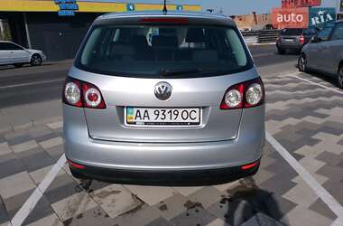 Хэтчбек Volkswagen Golf Plus 2008 в 