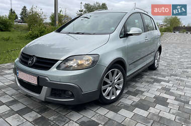 Хэтчбек Volkswagen Golf Plus 2008 в 