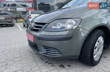 Хэтчбек Volkswagen Golf Plus 2005 в 