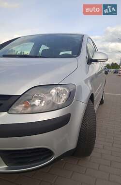Хетчбек Volkswagen Golf Plus 2006 в 