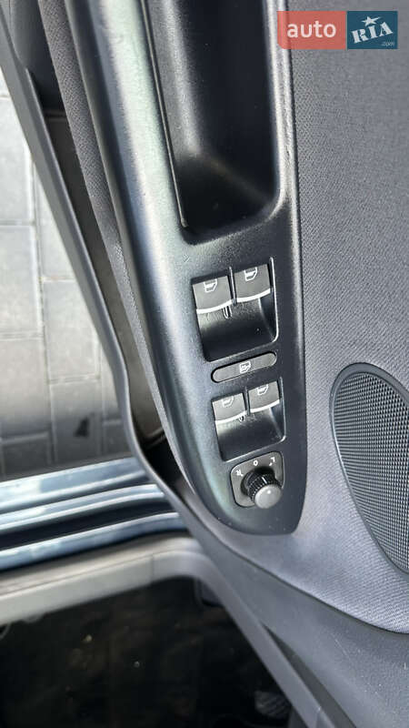 Хетчбек Volkswagen Golf Plus 2006 в Полтаві