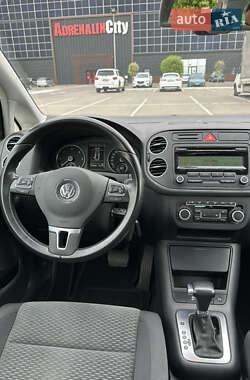 Хетчбек Volkswagen Golf Plus 2010 в 