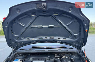 Хетчбек Volkswagen Golf Plus 2010 в 